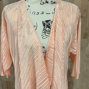 NWT LuLaRoe Shirley Kimono Size Small